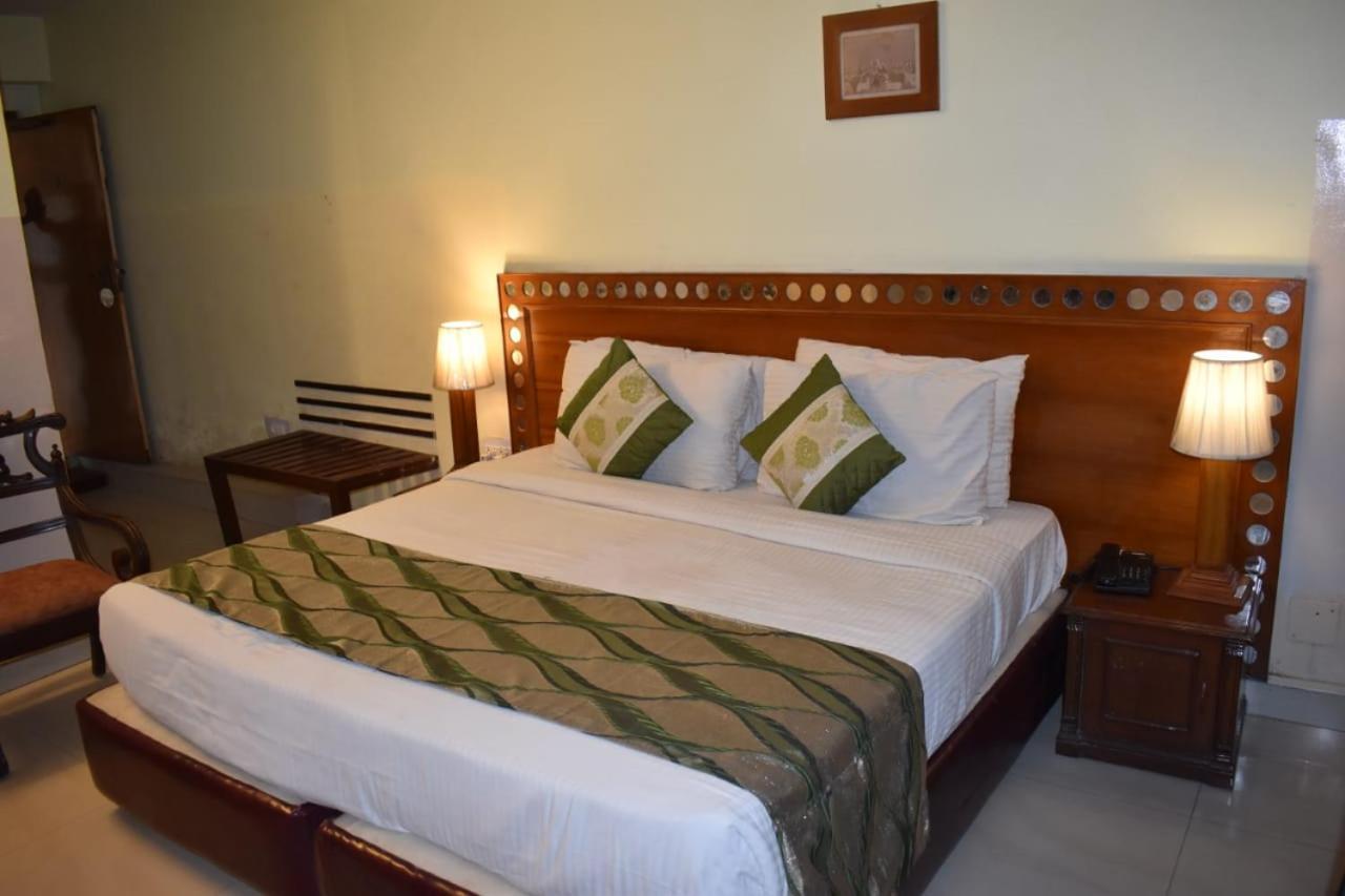 Hotel Aravali Heights Alwar Eksteriør billede